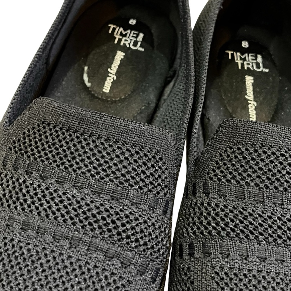 Time and Tru Black Knit Memory Foam Slip-On Women’s Shoe size 8 Comfort Flats